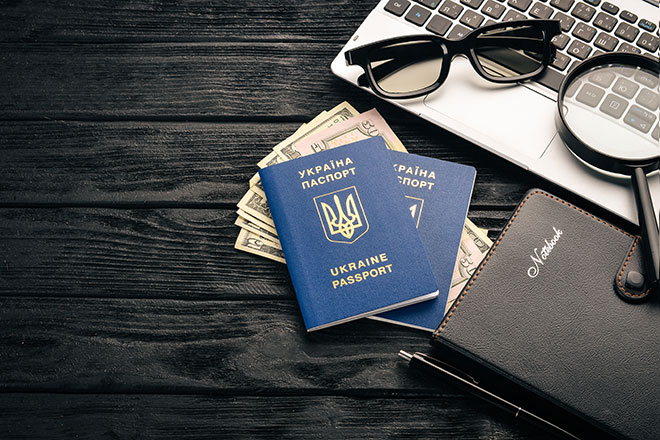 査証手配もまとめて対応します